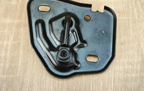 Audi A7 S7 4G Engine bonnet/hood lock/latch loop/hook 4G0823186