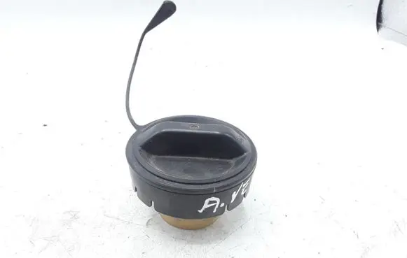 Toyota Avensis Verso Fuel tank filler cap NOCODE