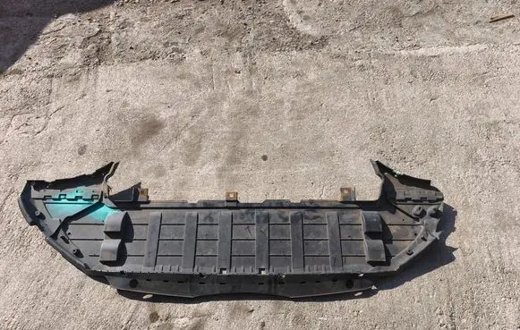 Volvo S90, V90 Engine splash shield/under tray 31383239