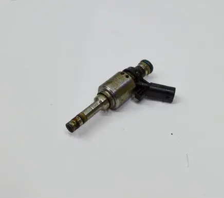 Audi Q5 SQ5 Fuel injector 06H906036J