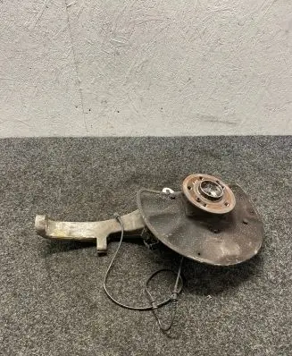 Mercedes-Benz GLE (W166 - C292) Front wheel hub A16609