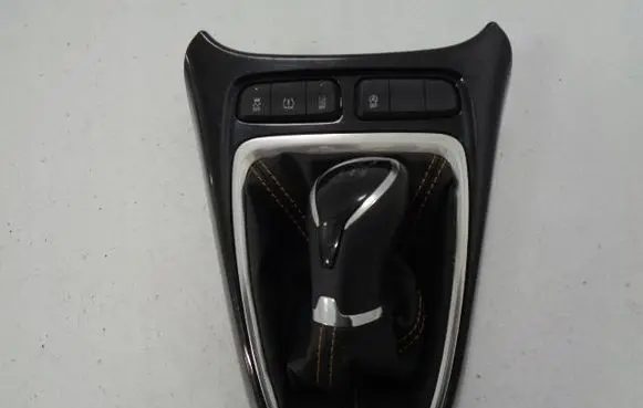 Opel Crossland X Gear lever shifter trim leather/knob