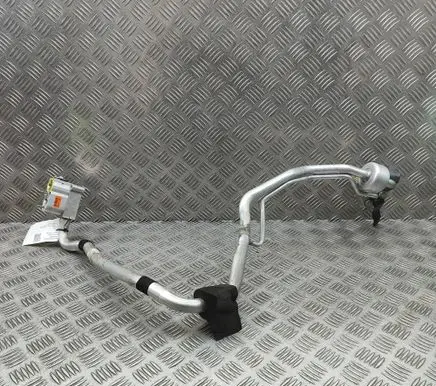 Volvo V60 Air conditioning (A/C) pipe/hose 32260834