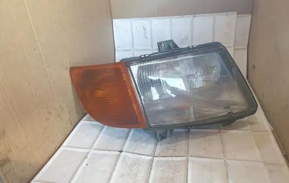 Mercedes-Benz Vito Viano W638 Headlight/headlamp