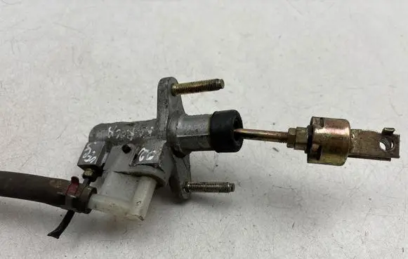 Toyota Corolla E120 E130 Clutch master cylinder 3145414010