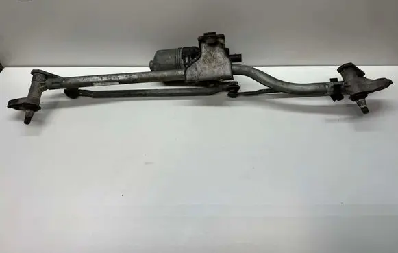 Audi A4 S4 B6 8E 8H Front wiper linkage and motor 8E1955119 0390241509