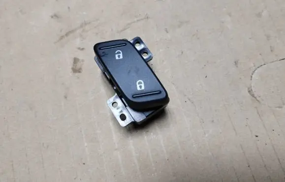 Acura MDX II Central locking switch button M34541