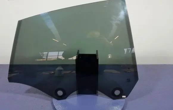 BMW 2 F45 Rear door window glass 7474354
