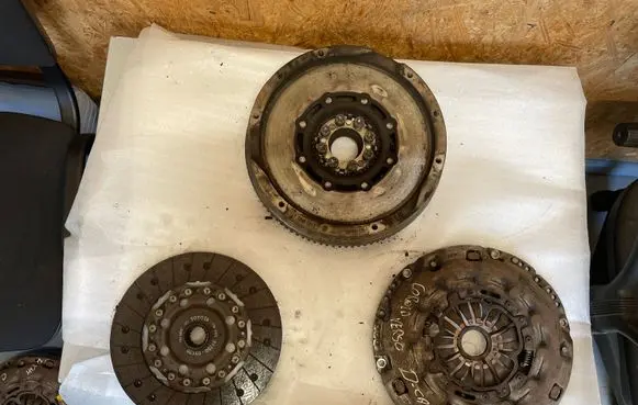 Toyota Corolla Verso E121 Clutch set kit 134500R010 3125005120
