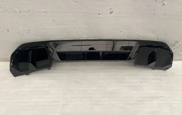 BMW i4 Rear bumper lower part trim 8096492 5A116B1
