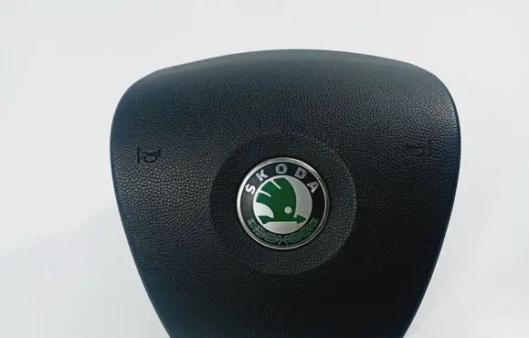 Skoda Octavia Mk2 (1Z) Steering wheel airbag 1Z0880201Q