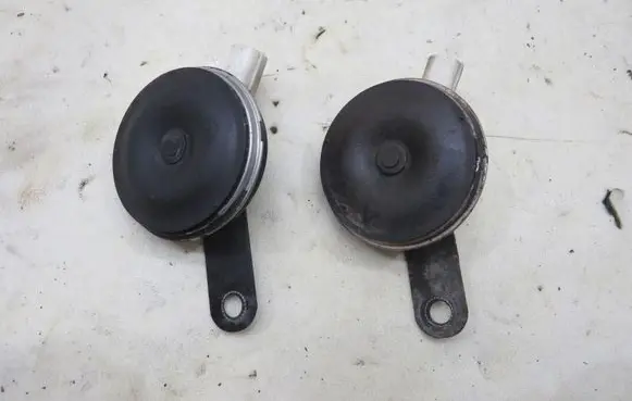 Honda Civic IX Horn signal UCL-202