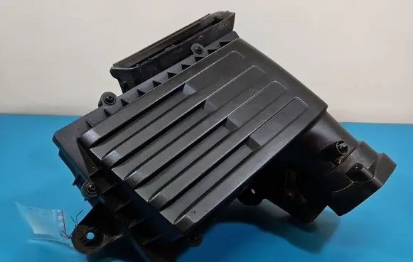 Volkswagen PASSAT B8 Air filter box 5Q0129601AC IMPRK1570773