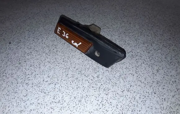 BMW 3 E36 Front bumper turn signal 82199404392 9404392
