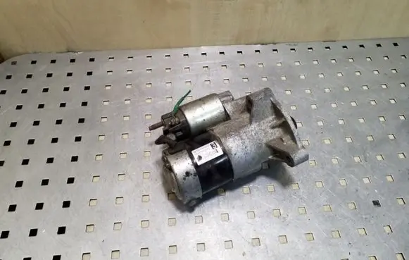 Citroen C4 I Picasso Starter motor 965631768003 M000T82081ZE
