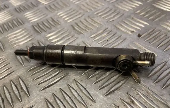 Volkswagen II LT Fuel injector 0432193511 074130203B