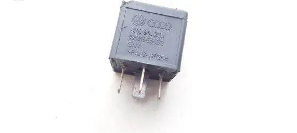 Audi A5 8T 8F Other relay 8k0951253 v23136-b6-x72