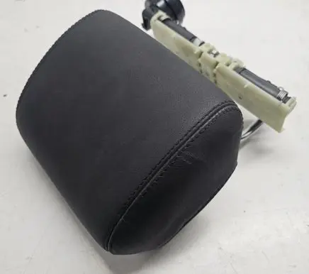 Mercedes-Benz S W221 Rear seat headrest A334002