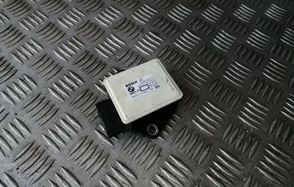 BMW 5 E60 E61 ESP acceleration yaw rate sensor 6782370 34526782370 0265005711