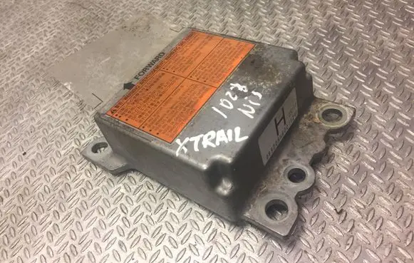 Nissan X-Trail T30 Airbag control unit/module 988209H600
