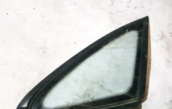 Mazda 626 Rear side window