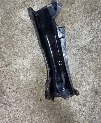 BMW 7 E38 Other engine bay part 8167185