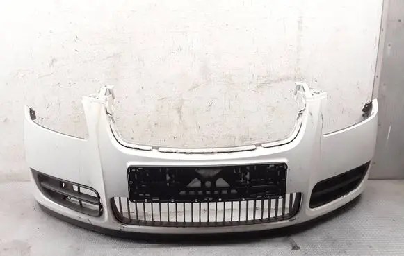 Skoda Fabia Mk2 (5J) Front bumper 