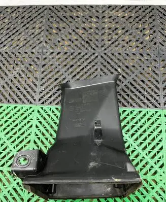 BMW X2 F39 Brake cooling air channel/duct 8069541