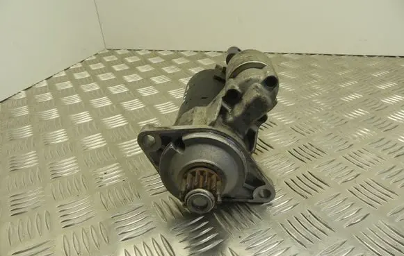 Volkswagen Caddy Starter motor S0632S