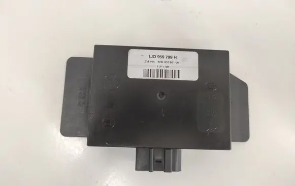Volkswagen PASSAT B5 Comfort/convenience module 1J0959799H 5DK00795100 I21798