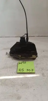 Renault Megane II Front door lock 827779