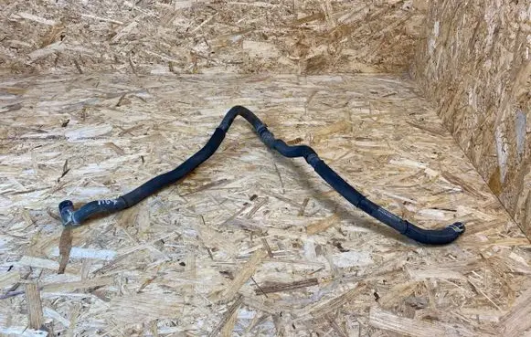 Ford Ranger Engine coolant pipe/hose EB3G8C351CF