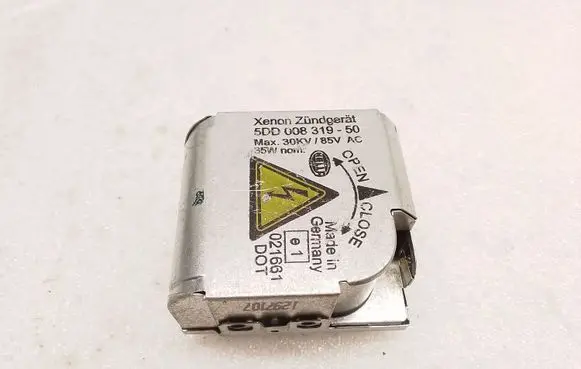 BMW X5 E53 Headlight ballast module Xenon 5DD00831950