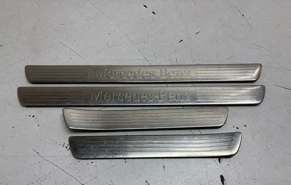 Mercedes-Benz ML W166 sill trim set (inner) A1666860436