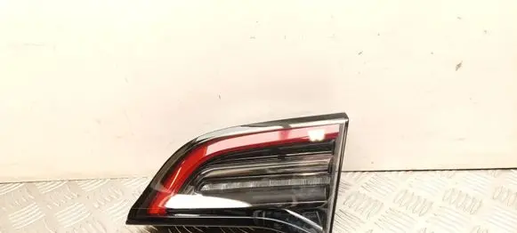 Tesla Model Y Tailgate rear/tail lights 150208900B