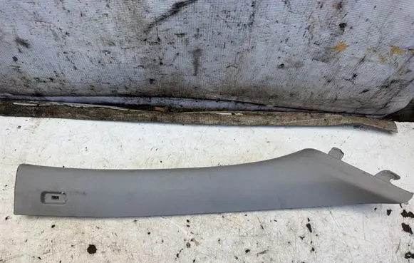 BMW 3 E90 E91 (A) pillar trim 7058332