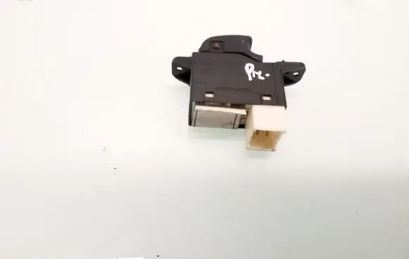 Hyundai Santa Fe Electric window control switch 9358026000