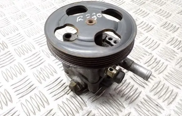 Mazda 626 Power steering pump