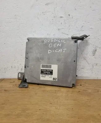 Toyota Avensis T250 Engine control unit/module 8966105821