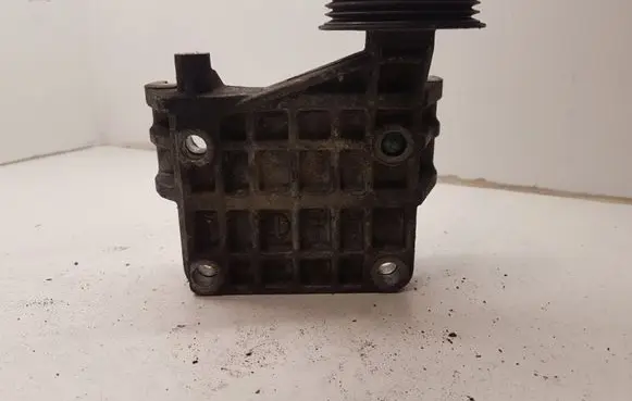 Audi A8 S8 D3 4E Generator/alternator bracket 059903143K