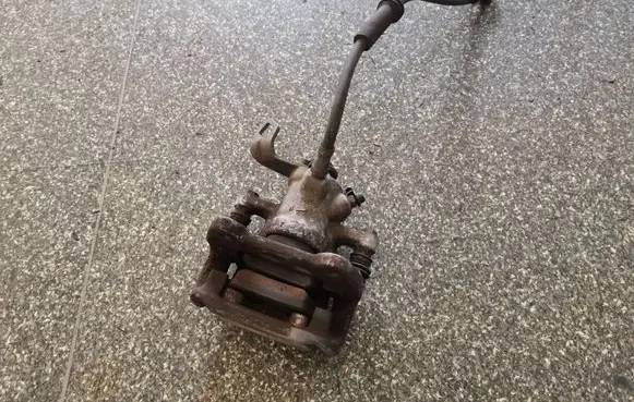 Mini One - Cooper Coupe R56 Rear brake caliper