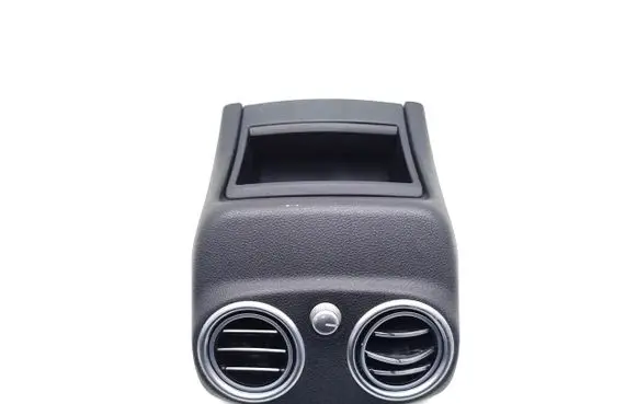 Mercedes-Benz C W205 Rear air vent grill A2056800491