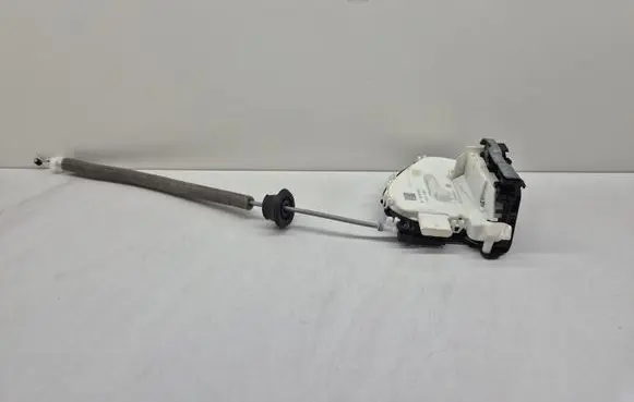 Audi Q5 SQ5 Front door lock 8X2837015D