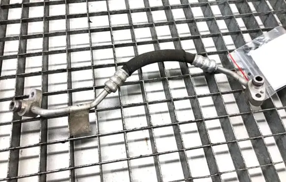 Audi A8 S8 D5 Air conditioning (A/C) pipe/hose 4N0260757