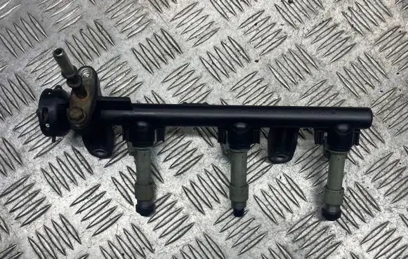 Toyota Avensis T250 Fuel main line pipe 238140Q010A