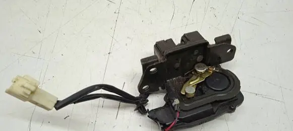 Toyota Prius (XW20) Loading door lock 