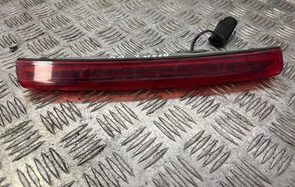 Toyota Avensis T250 Third/center stoplight