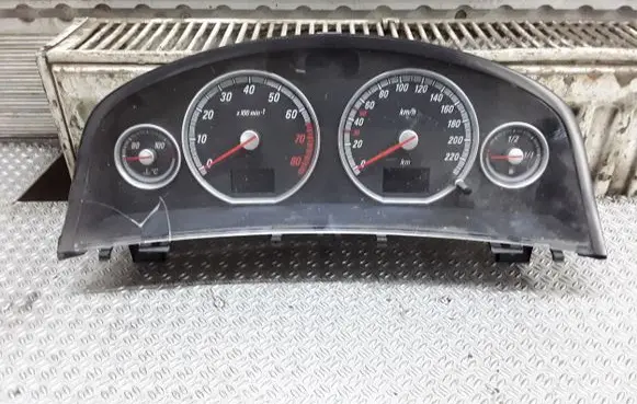 Opel Vectra C Speedometer (instrument cluster) 13129800DU