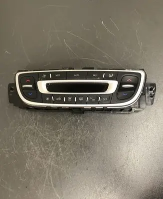 Renault Megane III Climate control unit 257100007R