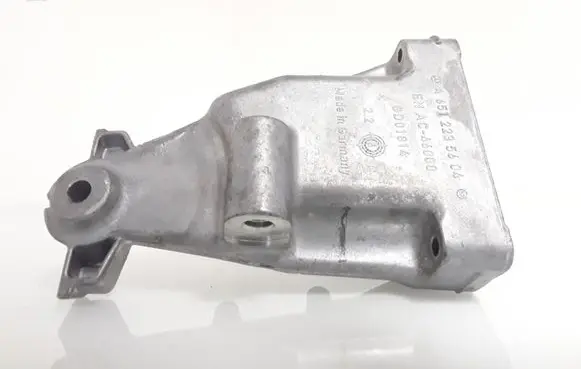 Mercedes-Benz GLC X253 C253 Engine mounting bracket A6512235604